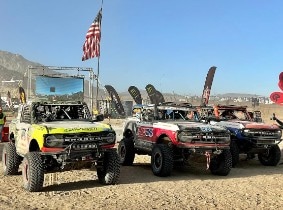 Bronco Sweeps 2022 King of the Hammers Podium